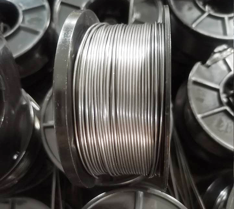 Rebar tying machine fitting coil wire